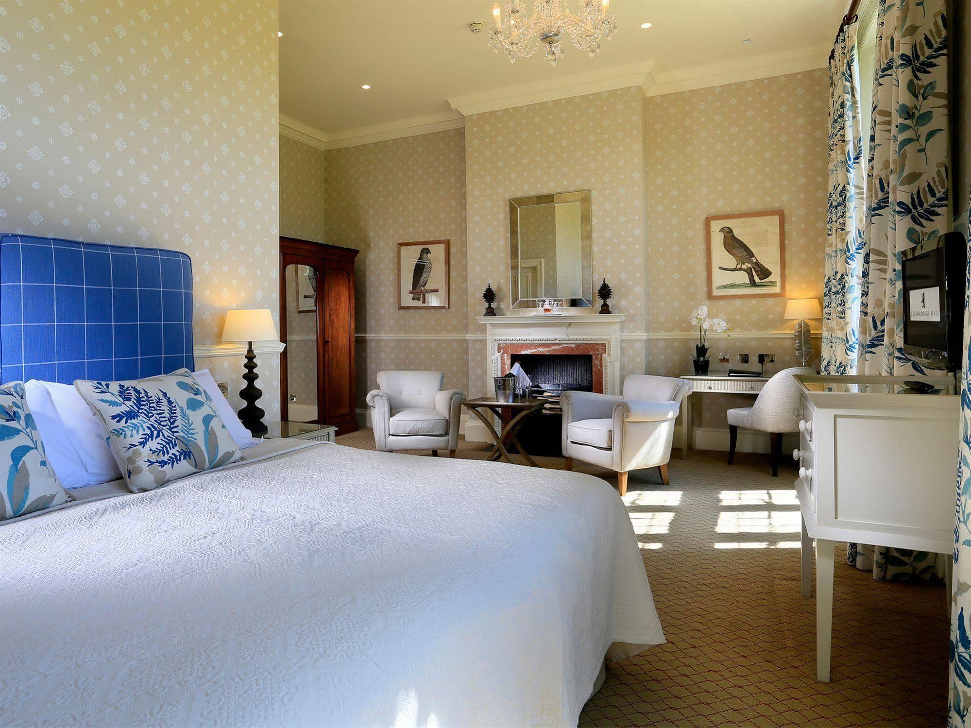 Gisborough Hall Hotel 4*